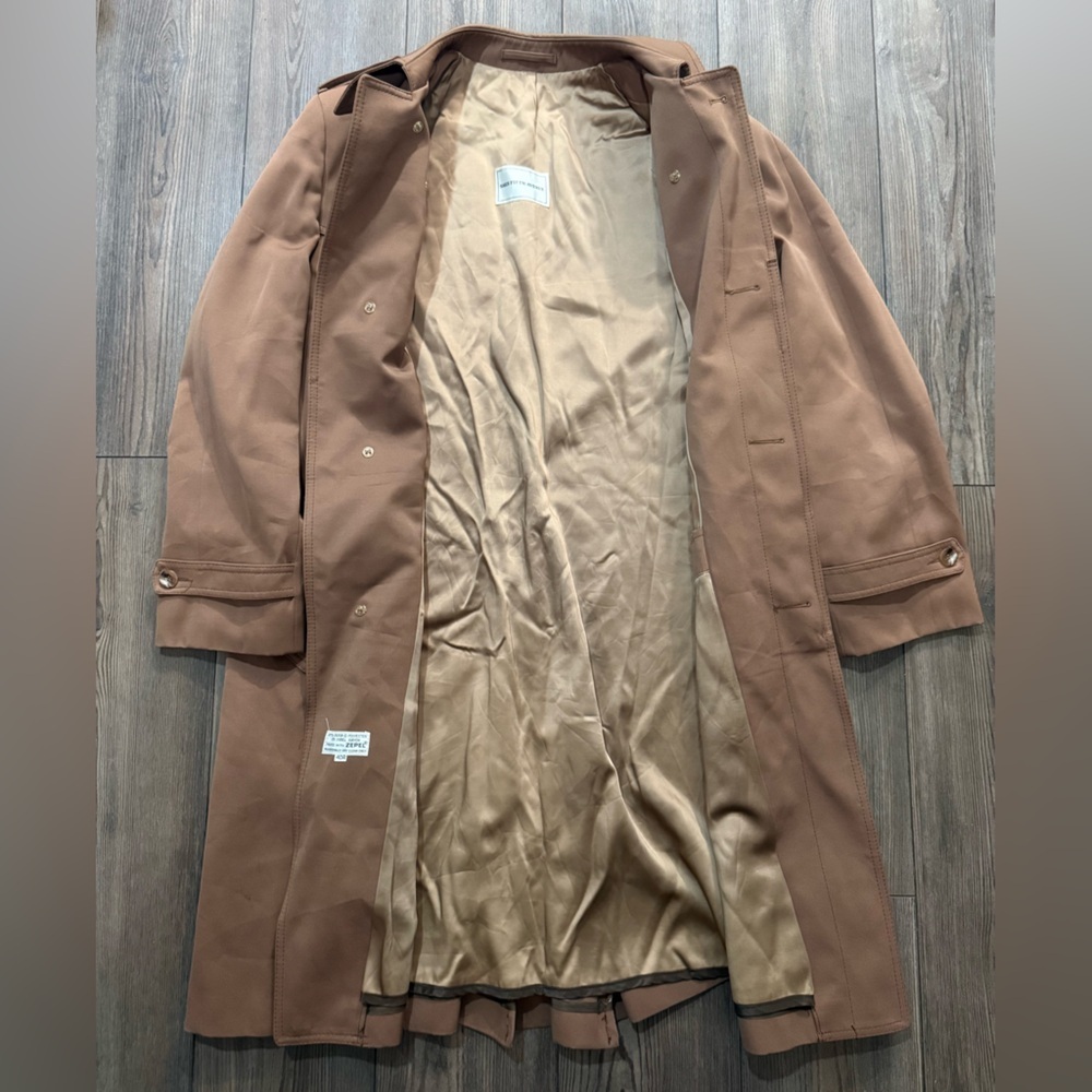 Vintage Saks Fifth Avenue Camel Trench Coat Mens 40R Classic Raincoat - Picture 2 of 5